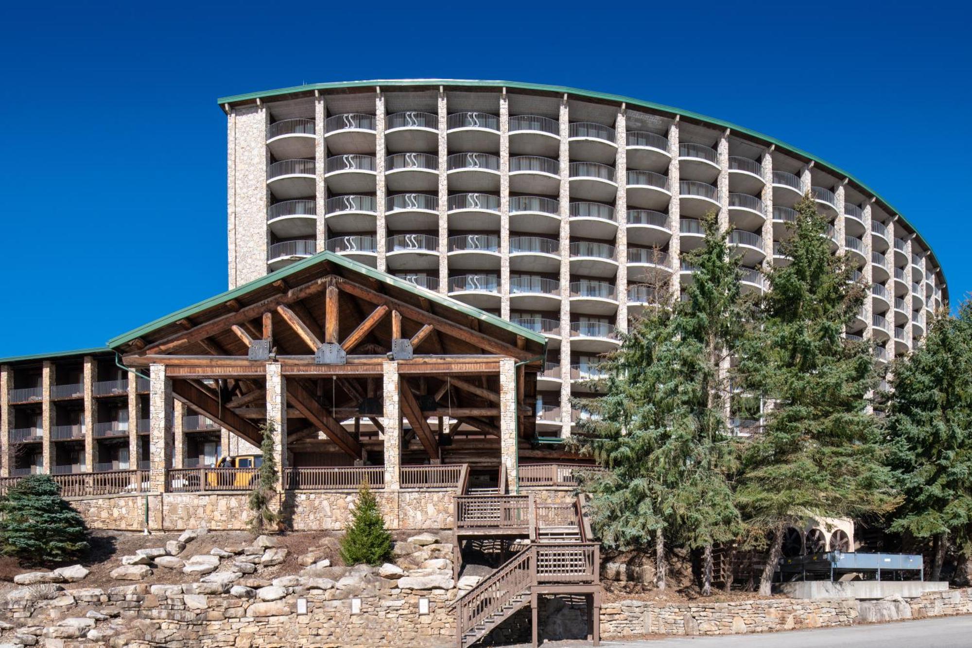 Slopeside Hotel By Seven Springs Resort Champion Ngoại thất bức ảnh